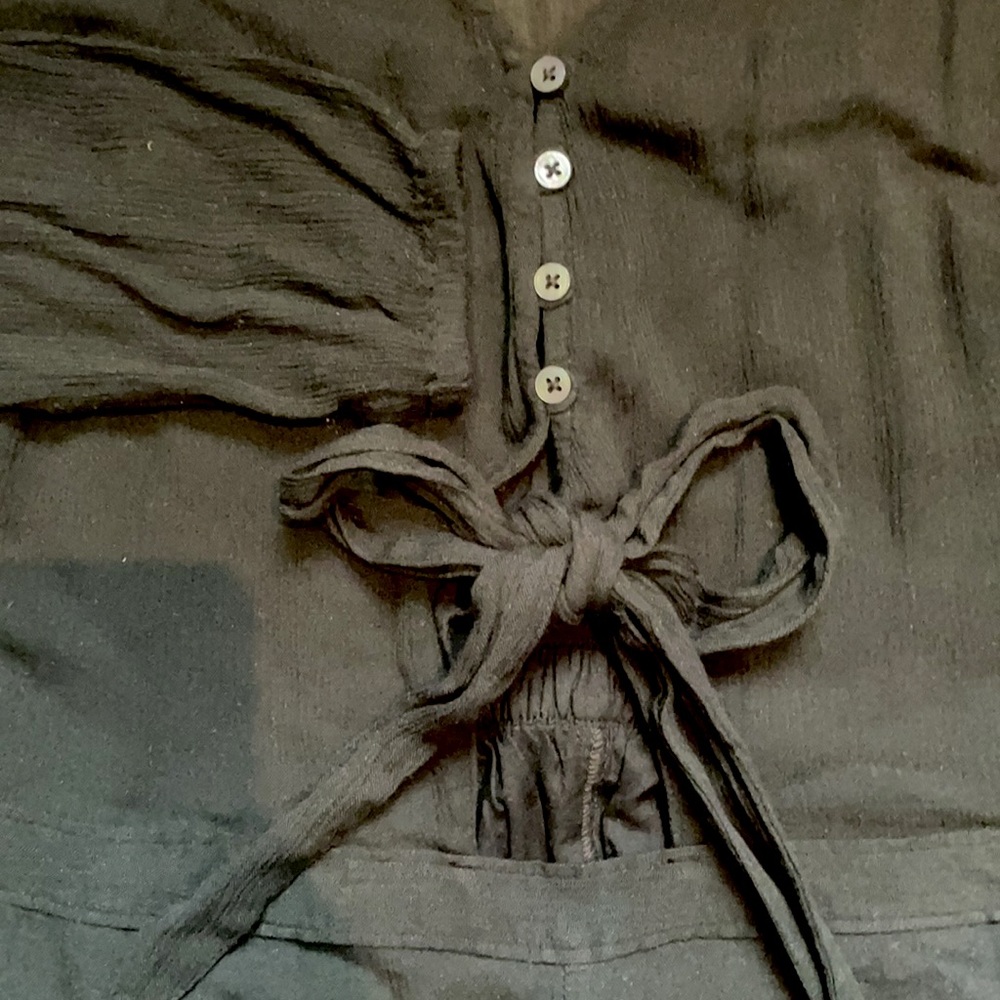 Abercrombie & Fitch long sleeve black romper with pockets - Picture 2 of 4